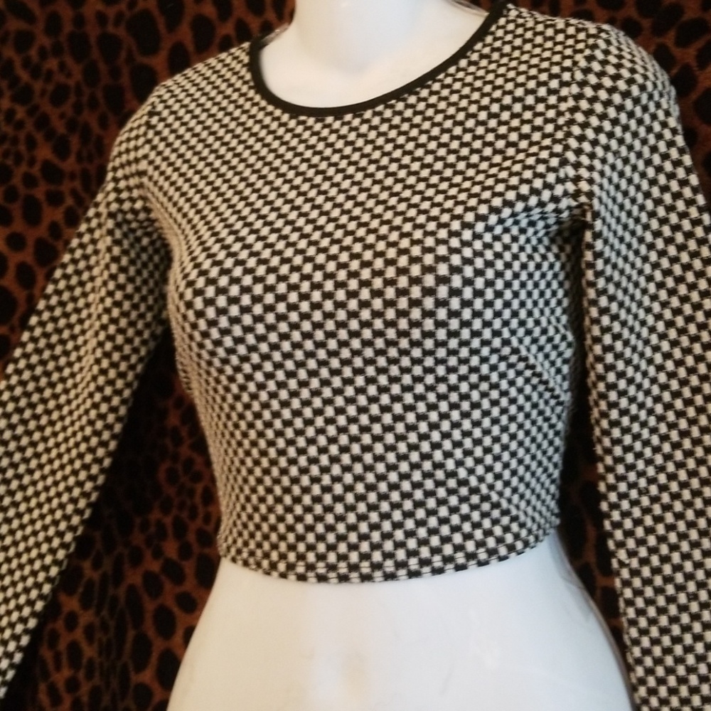 😎CROP TOP😎